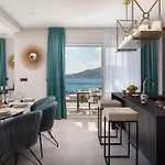 וילה Luxury De Mar With Pool טרוגיר