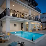 וילה Luxury De Mar With Pool