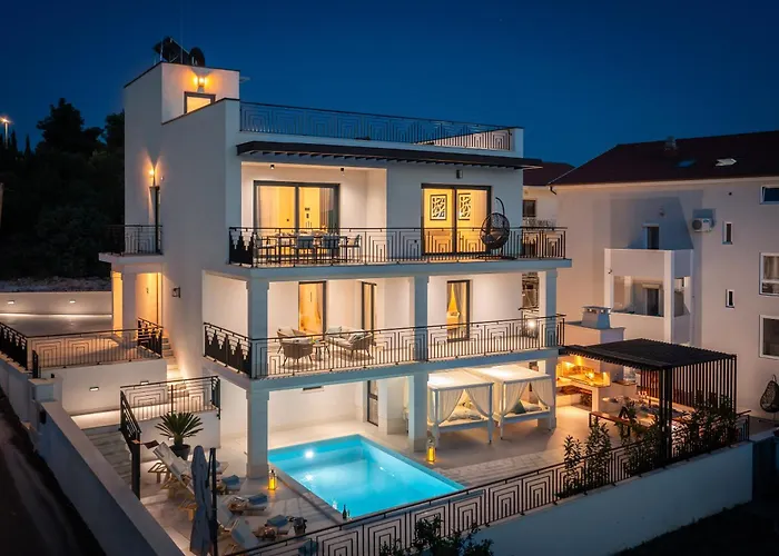 וילה Luxury De Mar With Pool