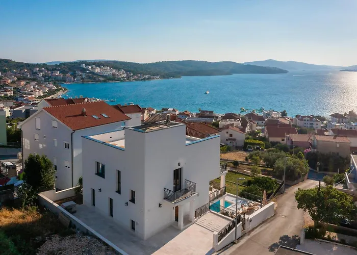 Luxury De Mar With Pool וילה