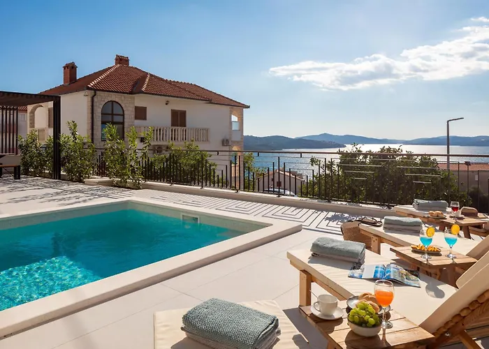 فيلة Luxury De Mar With Pool تروغير