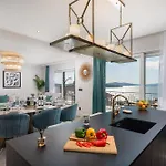 Luxury De Mar With Pool 别墅