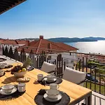 Luxury De Mar With Pool 特罗吉尔