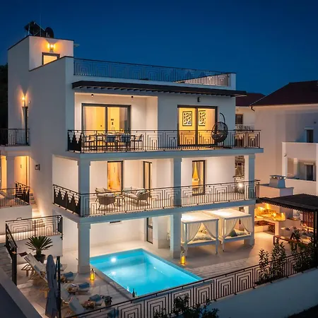 ヴィラ Luxury De Mar With Pool