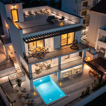 Luxury De Mar With Pool * 特罗吉尔